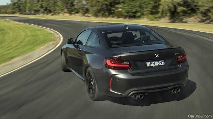2017 BMW M2 - Review