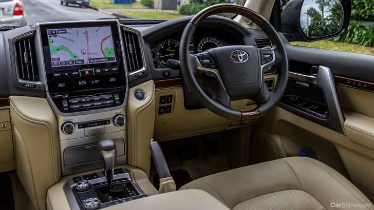 2017 Toyota Land Cruiser Sahara