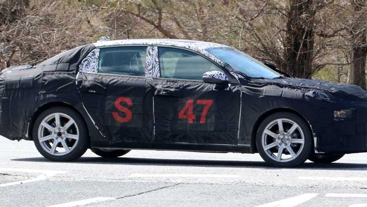 Lynk & Co 02 Saloon Appears In Southern Europe