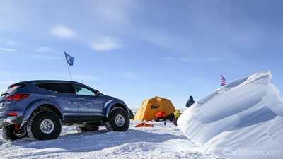 Hyundai Santa Fe Treks Across The Antarctic