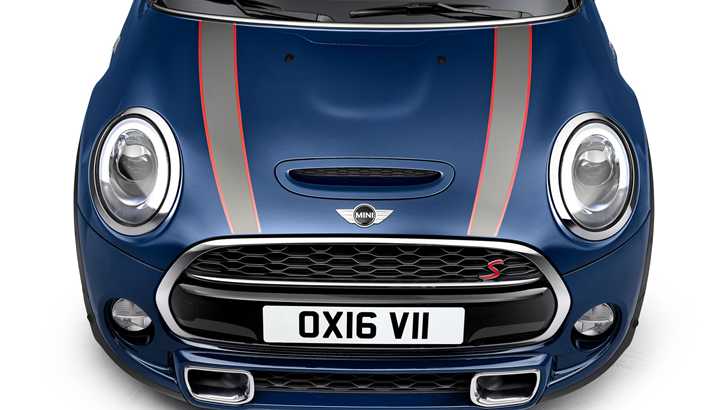 MINI Seven Special Edition Rolls Into Oz