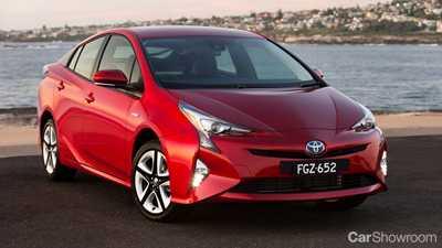 2017 Toyota Prius i-Tech