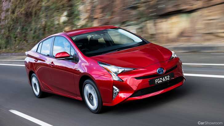 2017 Toyota Prius i-Tech