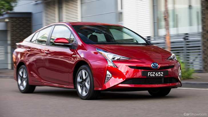 2017 Toyota Prius i-Tech