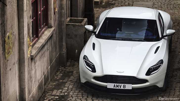 2018 Aston Martin DB11 - V8
