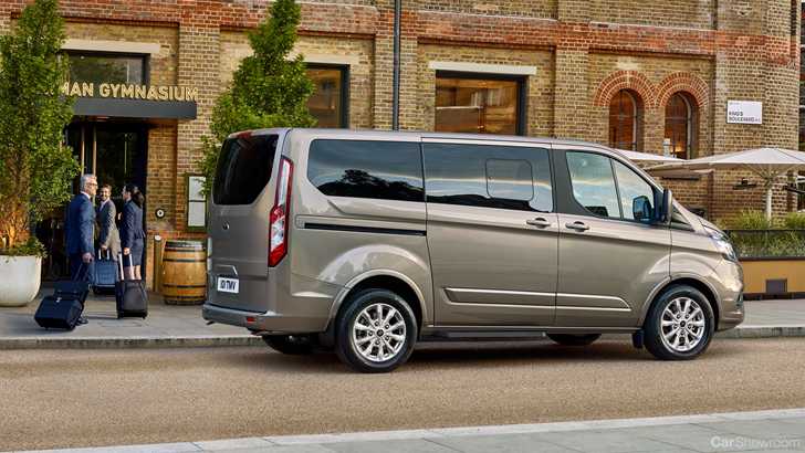 2017 Ford Tourneo