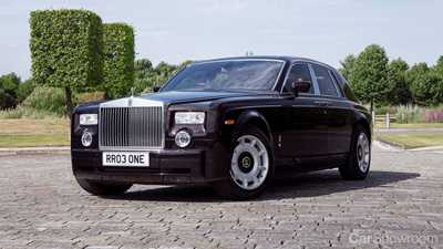 Rolls-Royce Teases 2018 Phantom VIII