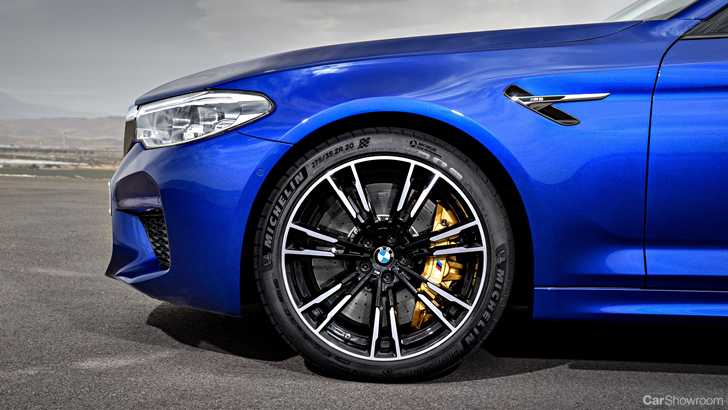 2018 BMW M5 - Official