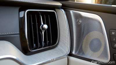 Volvo XC60 Gets Pre-Launch Pricing, Spec Rundown