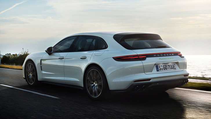 2018 Porsche Panamera Turbo S E-Hybrid Sport Turismo