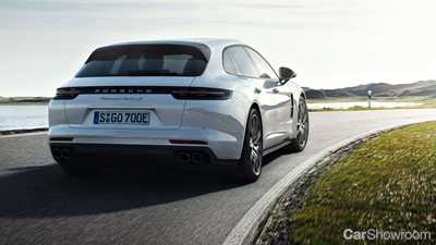 2018 Porsche Panamera Turbo S E-Hybrid Sport Turismo