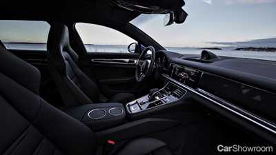2018 Porsche Panamera Turbo S E-Hybrid Sport Turismo