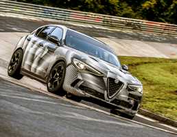 Alfa Romeo Quadrifoglio - Nurburgring Lap Record Run