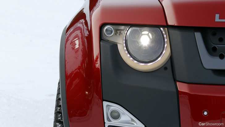 2011 Land Rover DC100 Concept