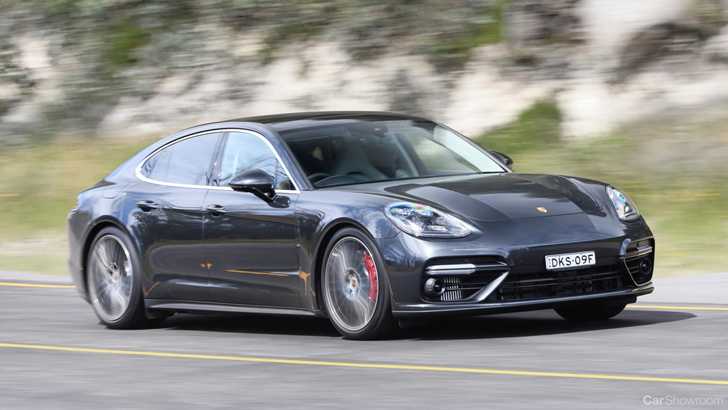 2017 Porsche Panamera - Mixed