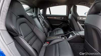 2017 Porsche Panamera - Mixed
