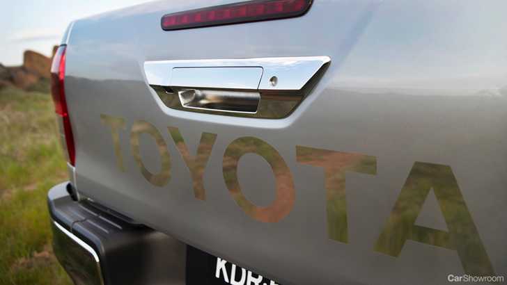 2018 Toyota Hilux SR5