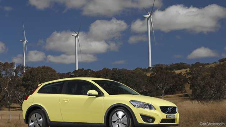 2011 VOLVO C30