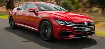 VW Arteon Getting Shooting Brake Body, 300kW VR6