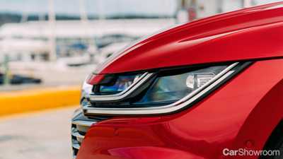 VW Arteon Getting Shooting Brake Body, 300kW VR6