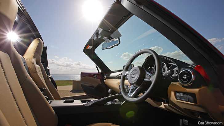 2018 Mazda MX-5 RF - Review
