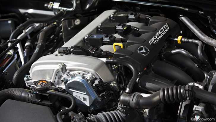 2018 Mazda MX-5 RF - Review