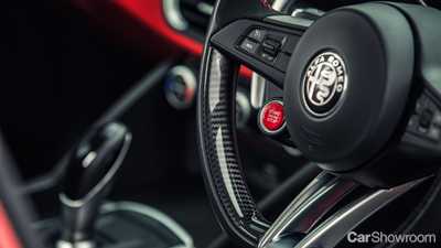 2016 Alfa Romeo Giulia QV