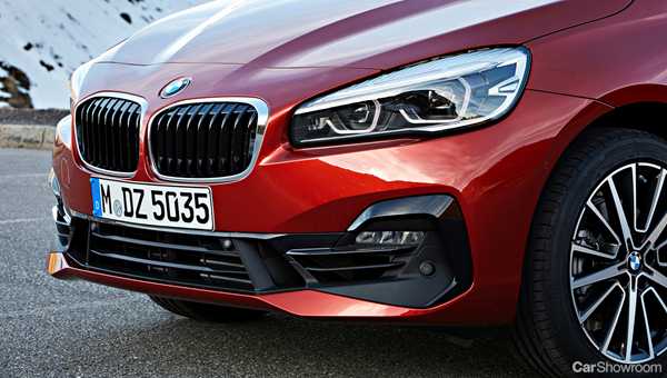 2018 BMW 220i Active Touer – Luxury Line
