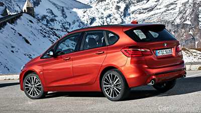 2018 BMW 220i Active Touer – Luxury Line
