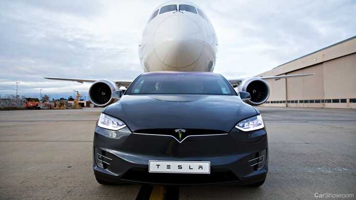 Tesla Model X P100D Tows A 130-Tonne Boeing Dreamliner
– Gallery