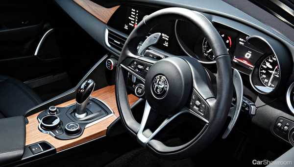 2018 Alfa Romeo Giulia - Review