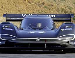 VW’s 500kW Electric Pikes Peak Racer Takes First Run