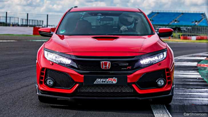 Honda Civic Type R Takes Lap Record At Silverstone – Gallery