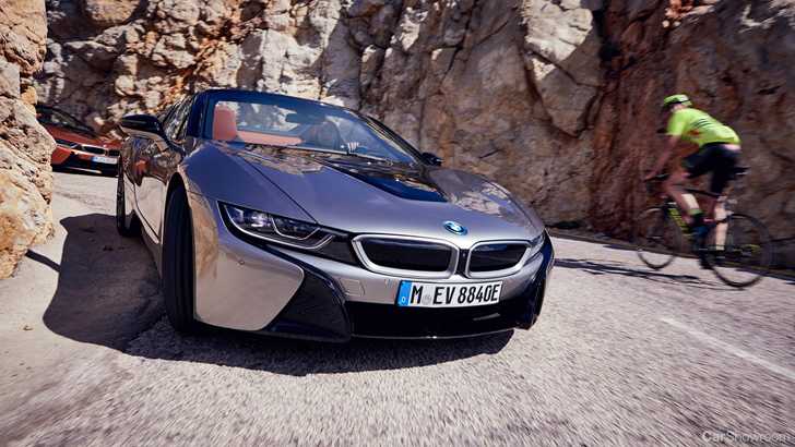 BMW i8 Roadster Joins Updated Coupe For AU Debut
