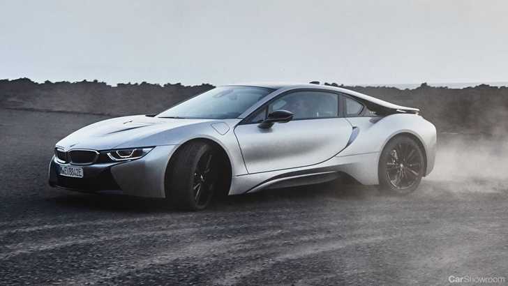 BMW i8 Roadster Joins Updated Coupe For AU Debut
