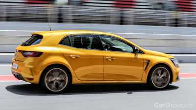 Renault Unveils Hardcore Megane RS Trophy
