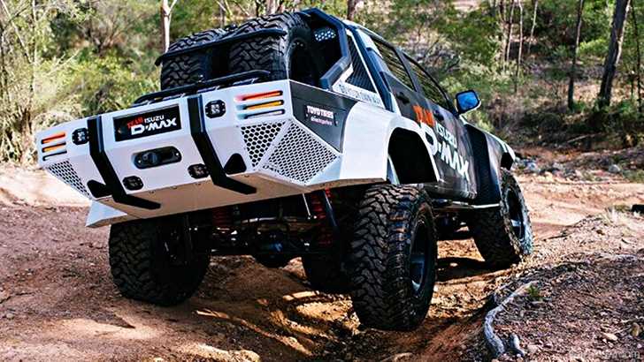 Isuzu’s Stunt Team Unveil Concept X D-Max, MU-X Show Cars – Gallery