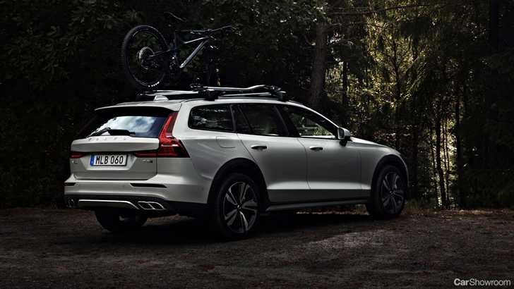 2018 Volvo V60 Cross Country D4