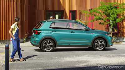 Volkswagen Unveils The T-Cross, Stylish Baby City-SUV