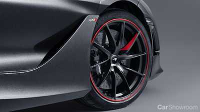 2018 McLaren 720S – Stealth Theme by MSO