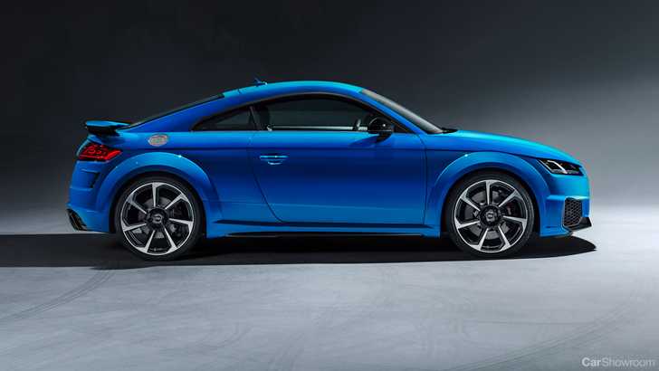 Audi Reveals Updated TT RS Coupe & Roadster