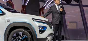 Renault Says ‘Non’ To Ghosn’s Severance Package – Gallery