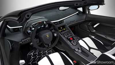Lamborghini Outs Open-Top Aventador SVJ Roadster