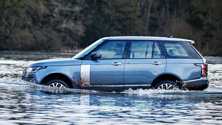 Range Rover Gains 295kW Ingenium Mild-Hybrid – Gallery