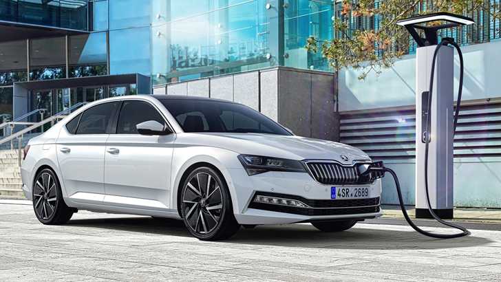 Skoda Outs 2019 Superb, Adds Tech And Electrification