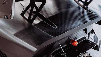 Aero-Licious Porsche 935 Sheds Retro Skin For Naked Carbon