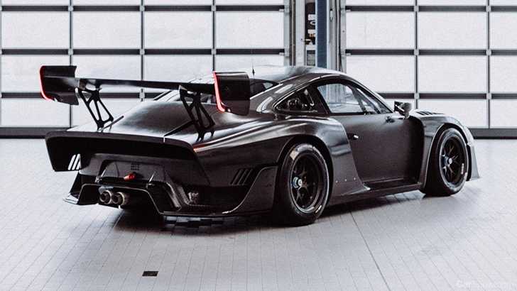 Aero-Licious Porsche 935 Sheds Retro Skin For Naked Carbon