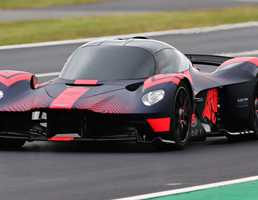Flight of the Valkyrie | The first dynamic run of the Aston Martin Valkyrie