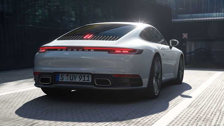 Porsche Drops 2020 Carrera 4 Coupe & Cabriolet For Q4