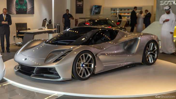 Lotus Evija Looks Even Better Set Against The Rub’ al-Khali